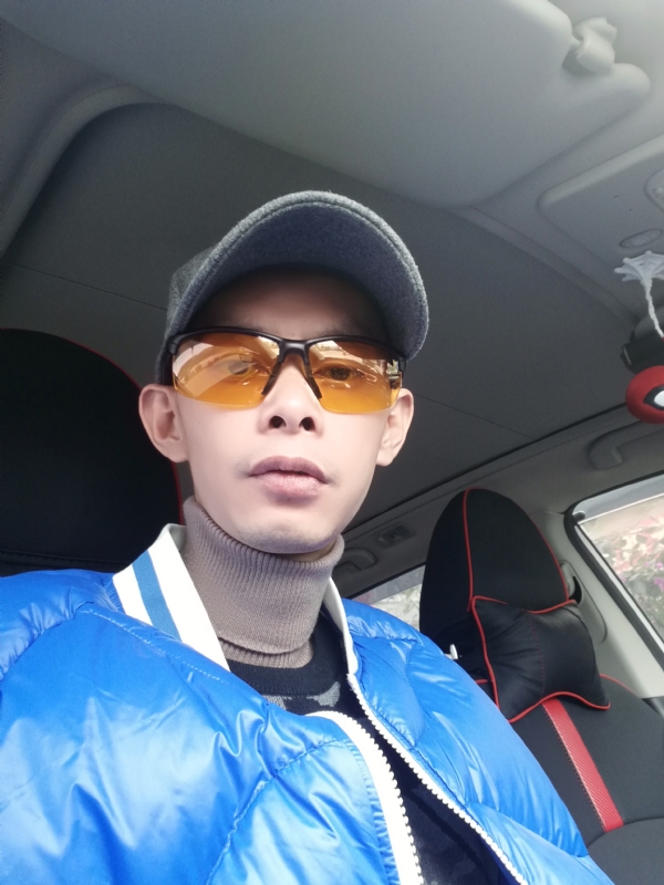 愿得一人心的第一张照片--从江中老年相亲网